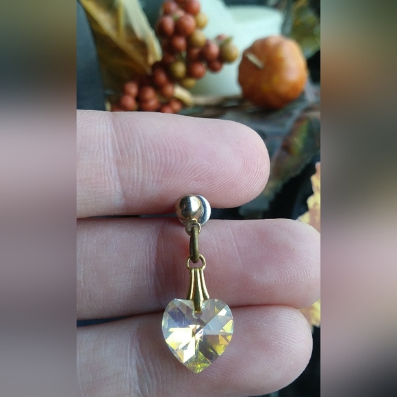 Vintage Heart Shaped Earrings - Picture 4 of 5